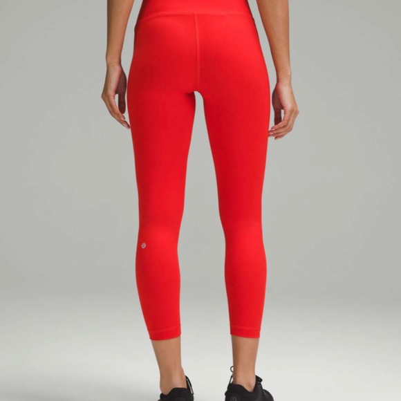 Lululemon Wunder Train High-Rise Tight 25" in Hot Heat Red size 6 - Picture 2 of 5